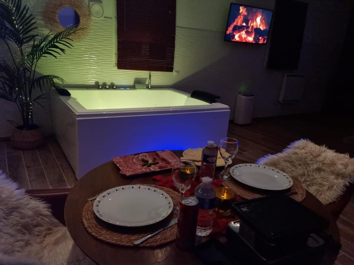 Suite De Charme Avec Jacuzzi Et Jardin Privatif Paris Au Calme Saint-Prix (Val d'Oise) Экстерьер фото