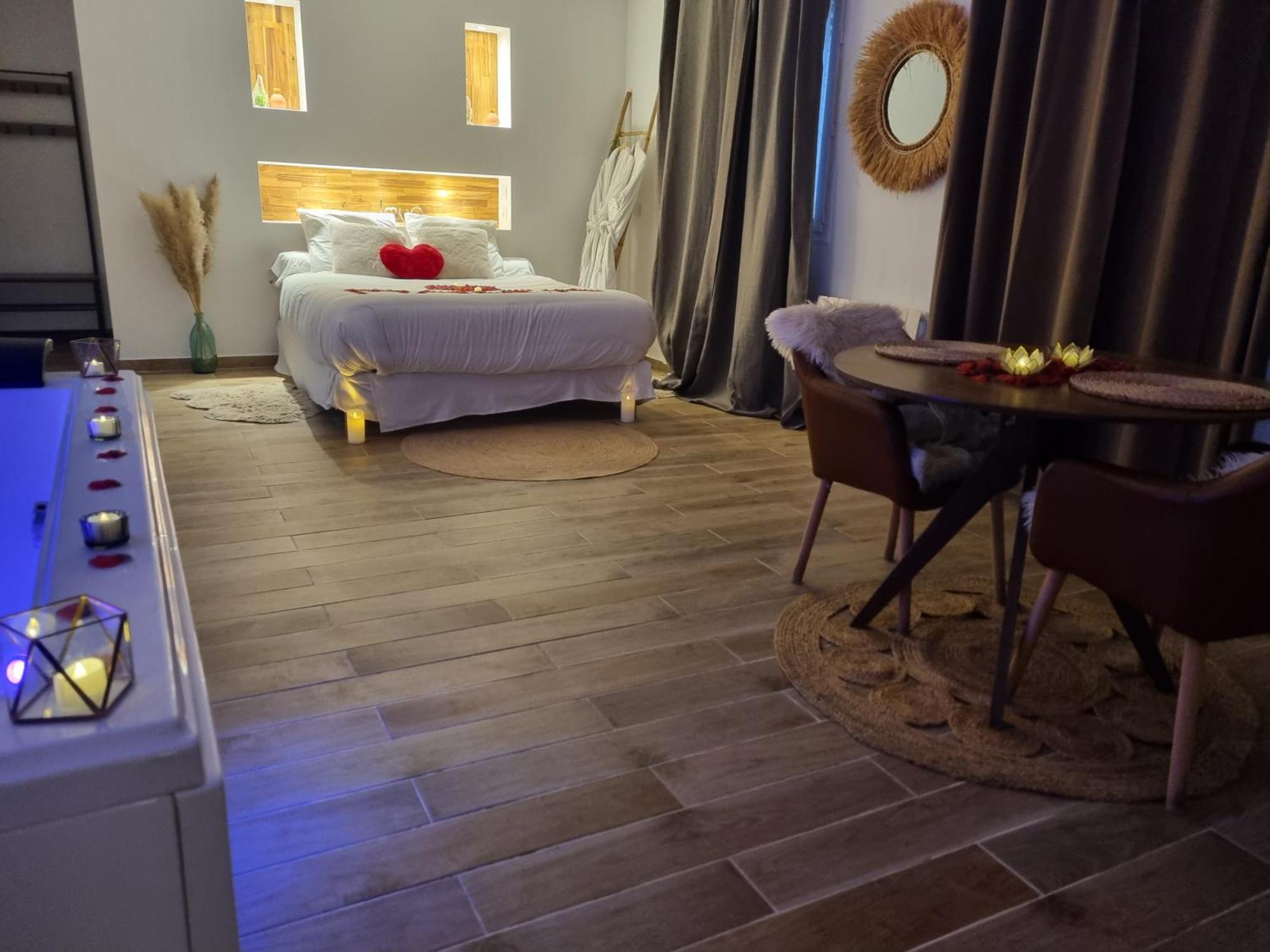 Suite De Charme Avec Jacuzzi Et Jardin Privatif Paris Au Calme Saint-Prix (Val d'Oise) Экстерьер фото