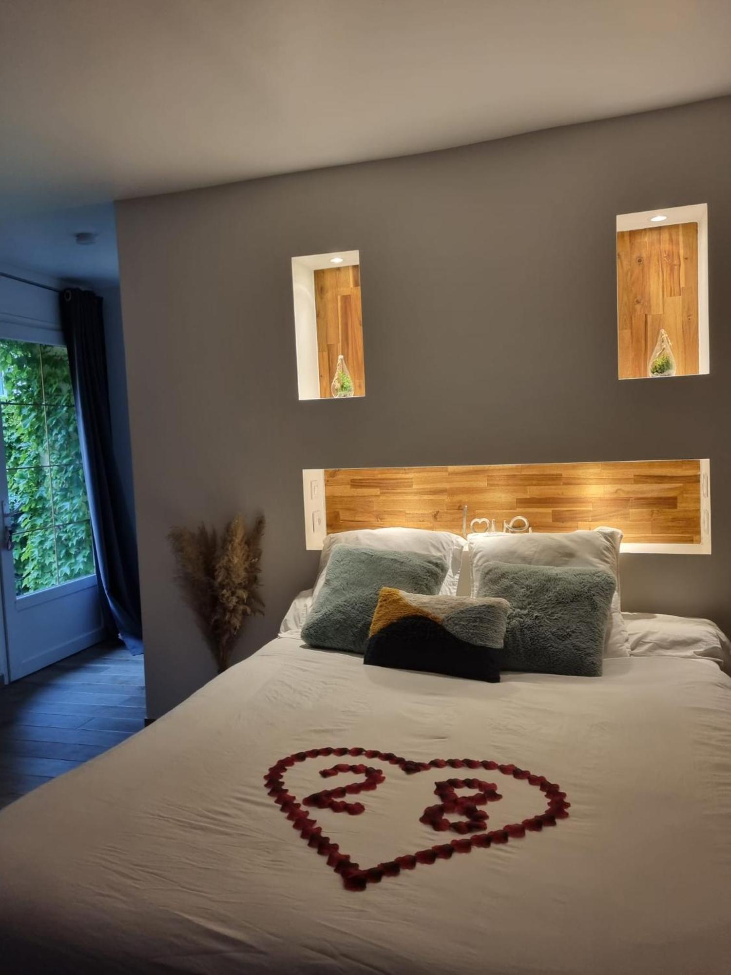 Suite De Charme Avec Jacuzzi Et Jardin Privatif Paris Au Calme Saint-Prix (Val d'Oise) Экстерьер фото