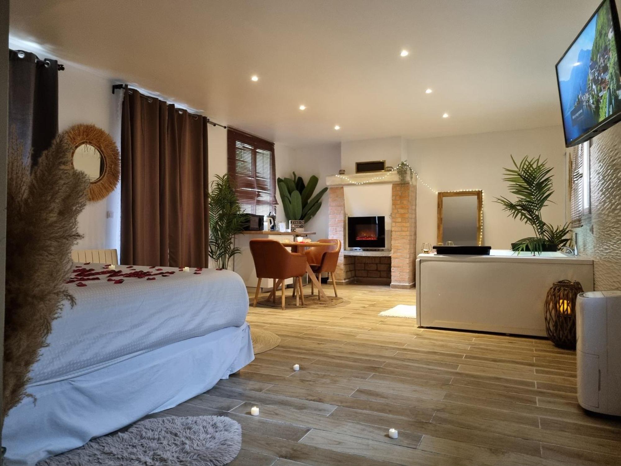 Suite De Charme Avec Jacuzzi Et Jardin Privatif Paris Au Calme Saint-Prix (Val d'Oise) Экстерьер фото