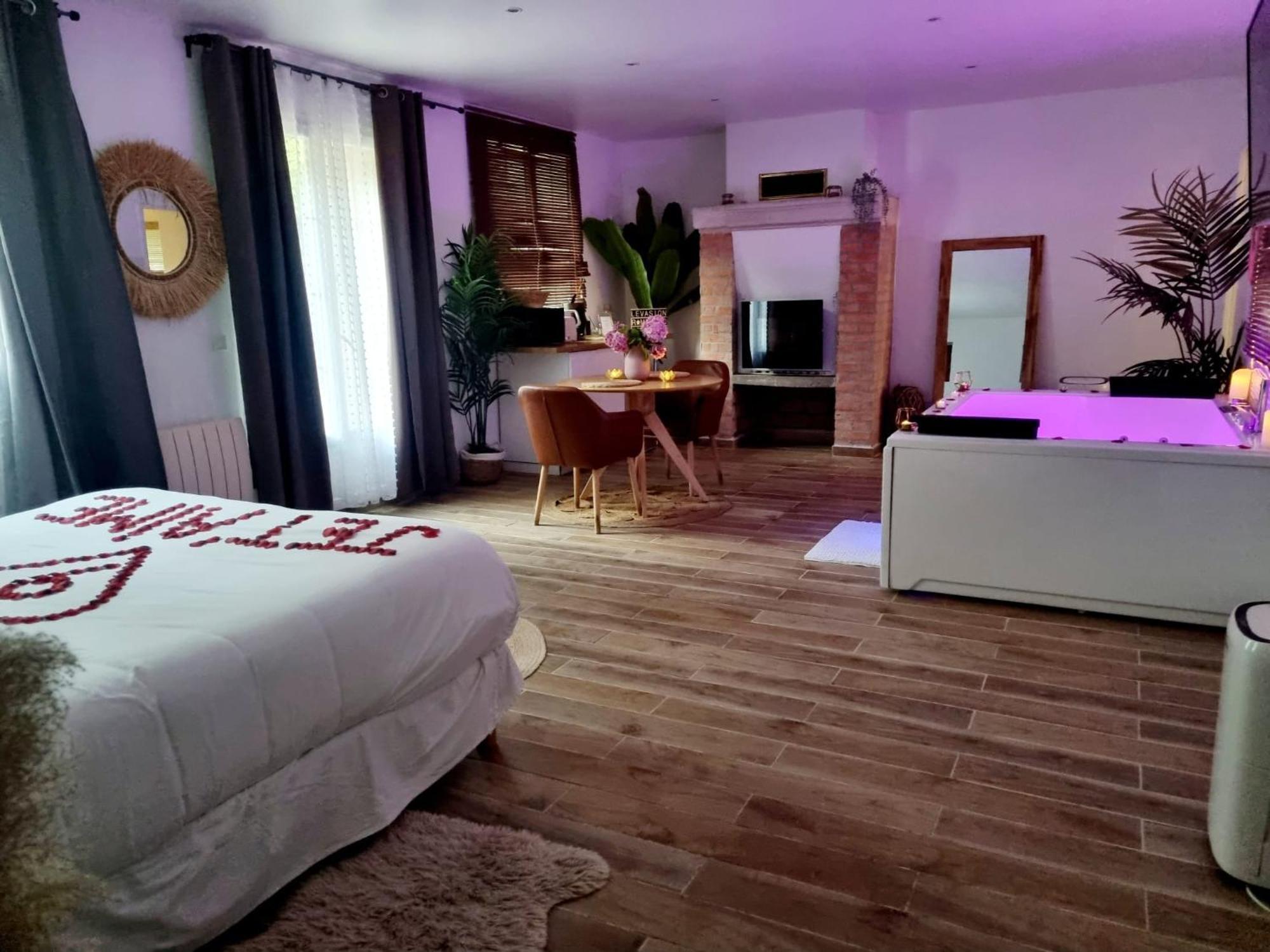 Suite De Charme Avec Jacuzzi Et Jardin Privatif Paris Au Calme Saint-Prix (Val d'Oise) Экстерьер фото